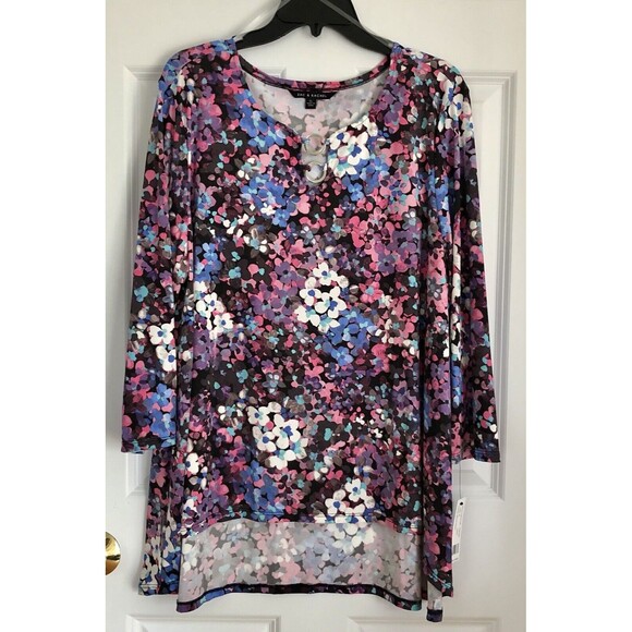 Zac & Rachel Tops - ZAC & RACHEL TOP SIZE XL FLORAL PULLOVER SPLIT NECK 3/4 SLEEVE ASYMETRICAL HEM